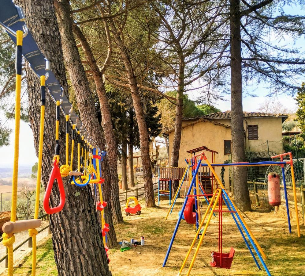 פוג'יבונסי Agriturismo Vernianello מראה חיצוני תמונה