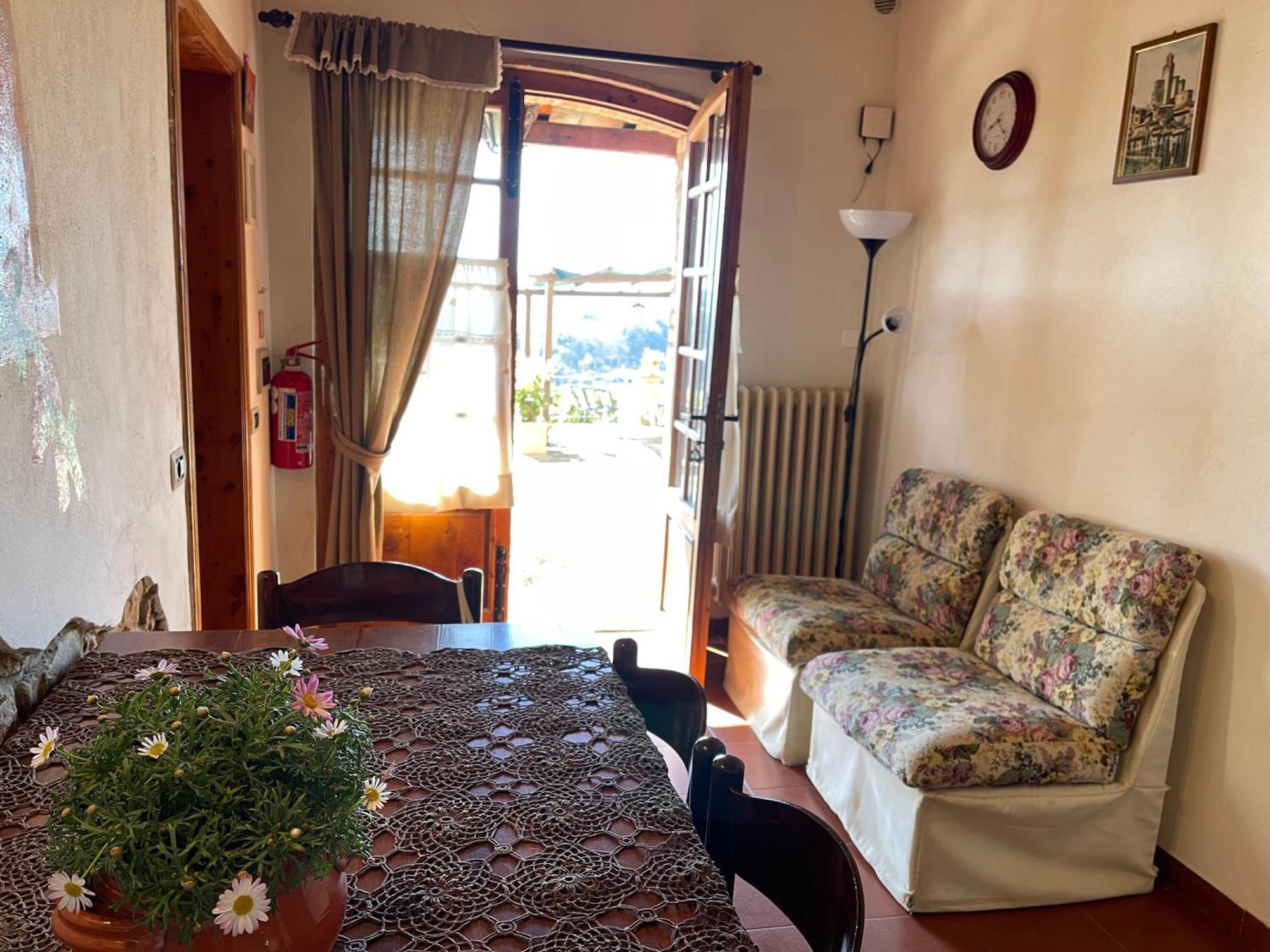 פוג'יבונסי Agriturismo Vernianello מראה חיצוני תמונה