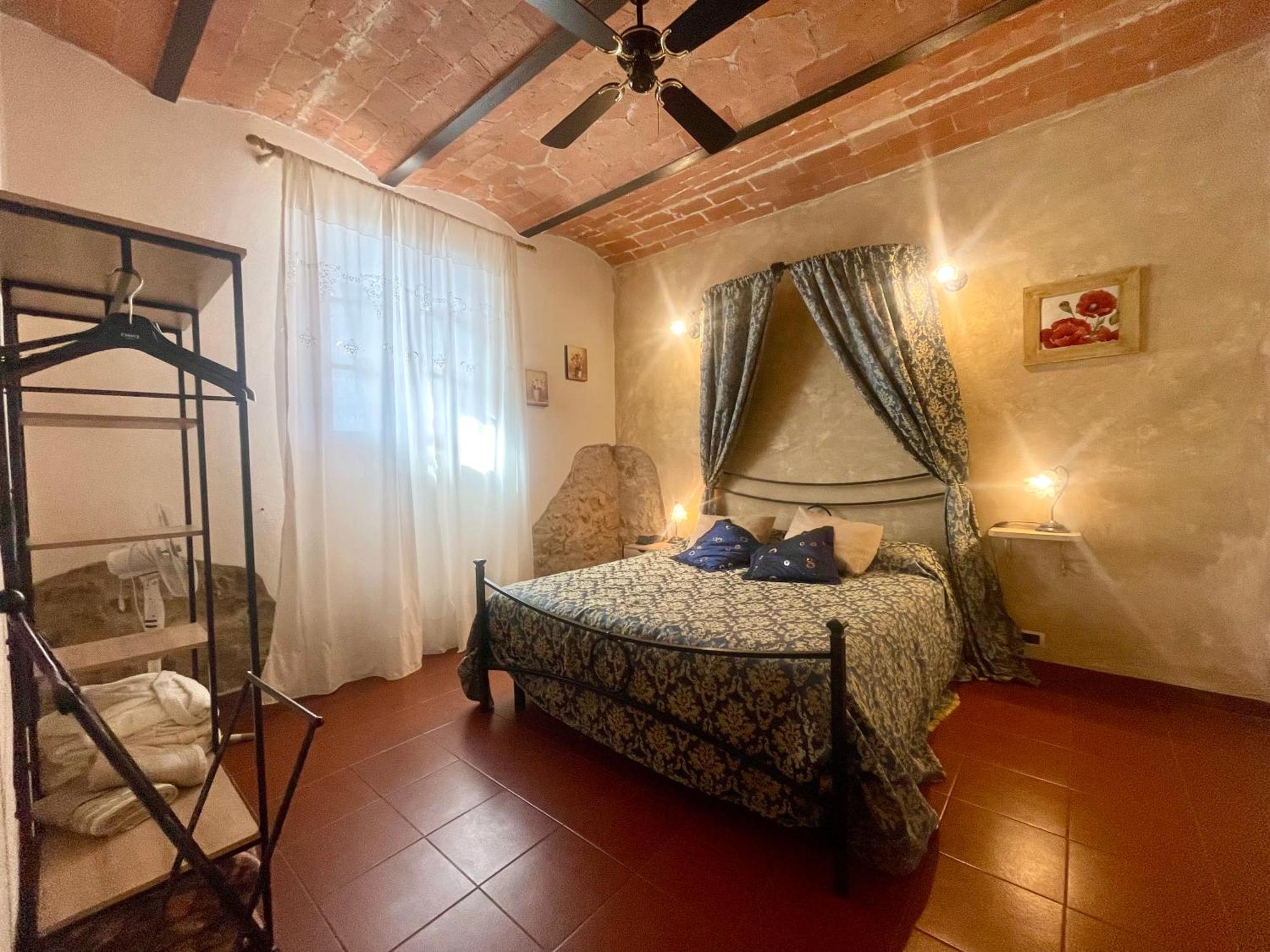 פוג'יבונסי Agriturismo Vernianello מראה חיצוני תמונה