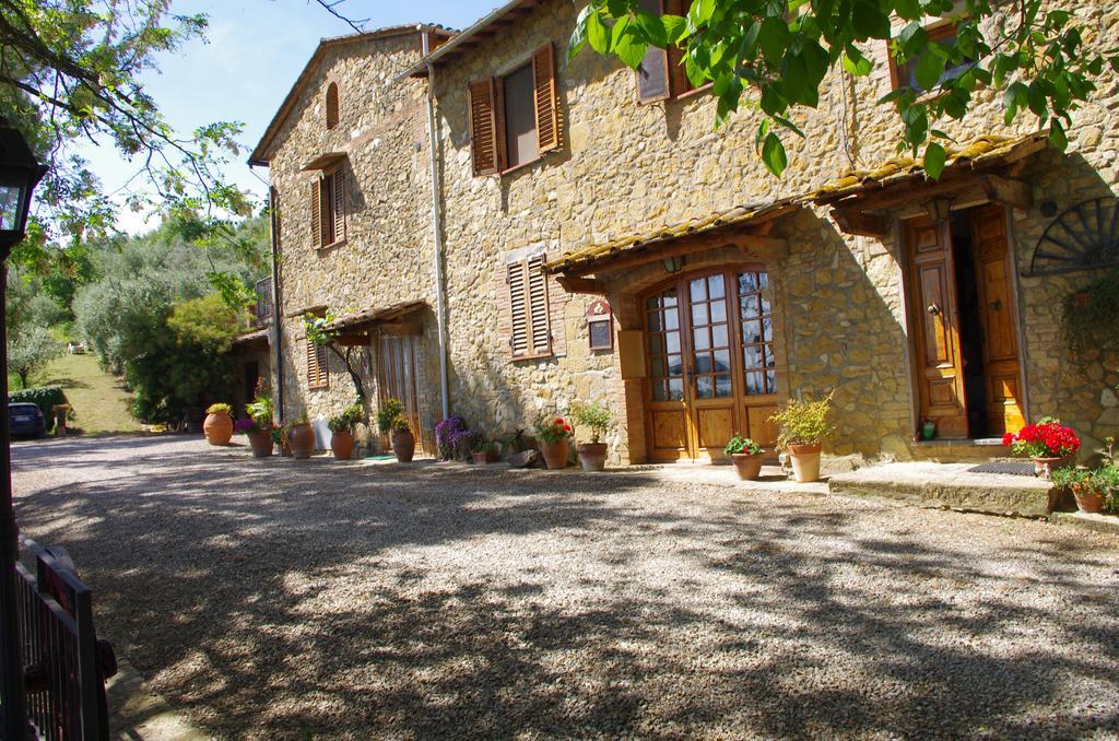 פוג'יבונסי Agriturismo Vernianello מראה חיצוני תמונה
